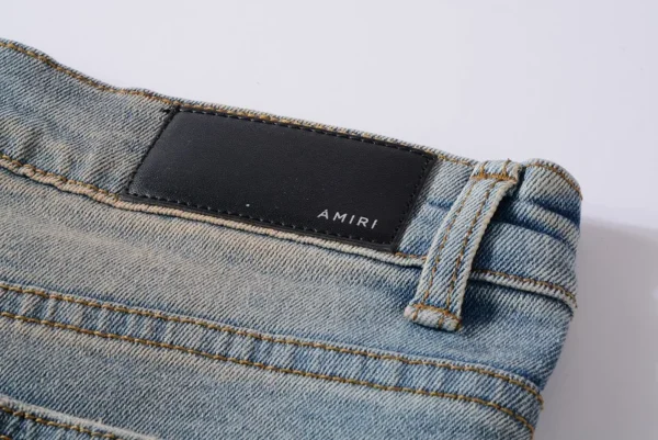 JEANS - immagine 4