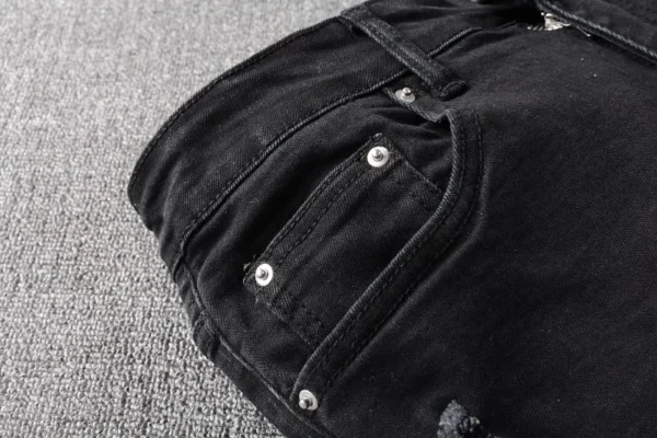 JEANS - immagine 5