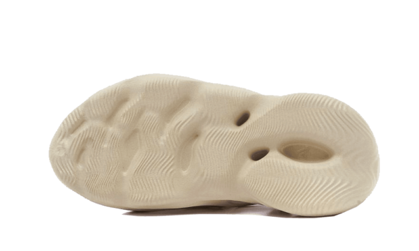 YEEZY FOAM RNNR SAND - immagine 3