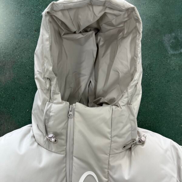 DECODED HOODED PUFFER 2.0 JACKET –WHITE - Image 8