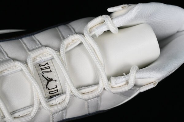 J11 WHITE/PINK - immagine 2