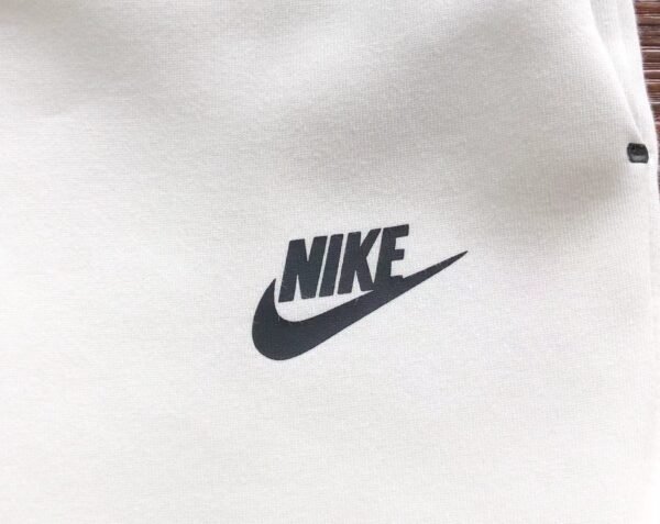 TECH SHORTS – WHITE - immagine 2